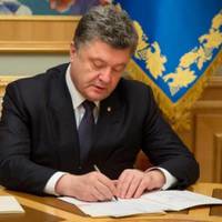 Порошенко підписав закон про військову службу: що зміниться для звичайних українців
