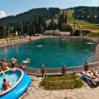 10 озер України для літніх подорожей