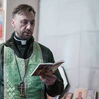 Хотів купити дерев’яні двері у Епіцентрі ,все підійшло, якість, ціна.. та чомусь я спитав- “Хто виробник?”, продавець відповів, що це російська фірма..