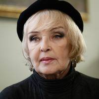 Так не може бути: Ада Роговцева вразила українців патріотичним вчинком, зворушливе відео
