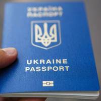 Жителі столиці не можуть потрапити у свої будинки, поліція вимагає паспорти