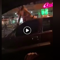 У Рівному голі дівчата в одних стрінгах катались по місту (ВІДЕО)