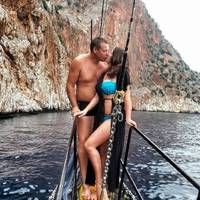 Звільнена за “аморальні” фото вихователька дитсадка оголосила флешмоб