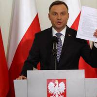 За кого він нас ймає: президент Польщі знову зачепив тему України