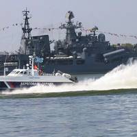Тука каже, що нас брутально і по-хамськи Росія витіснила з Азовського моря. А, вибачте, Росія почала нас витісняти вчора?