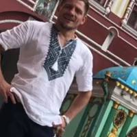 Чемпіон світу з боксу у вишиванці на Червоній площі приголомшив москвичів підтримкою Усика