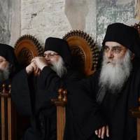 Відродження і розпад: Афонські старці розповіли, що чекає на Україну та Росію