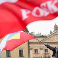 Більше ніхто не поїде: скоро українців позбавлять заробітків у Польщі