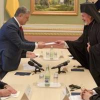 Патріарх Варфоломій підтвердив намір дарувати українській церкві автокефалію