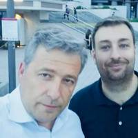 Гуляли по Подолу з нашим партнером з Мадрида. Він був захоплений. Немає емігрантів. Немає страху терактів. Ну і головне.