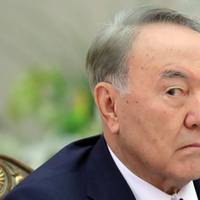 “Не встиг Казахстан перейти на латиницю і почати демонтаж радянських памятників, як ось уже і казахи на горизонті замаячили…” (ФОТО)