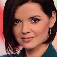 Приїхала вранці в супермаркет купити їжу. Розраховуюся на касі, підходить до мене дорослий чоловік. – Девушка, это ваша машина на парковке..