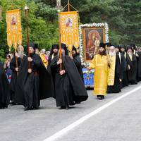 “Священникам МП в Україні… пояснять, як правильно складати валізу і чим легше добиратися до Москви…”