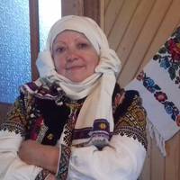 Поїхали ми на татову батьківщину – в глухе російське село.. Найбільшим враженням для мене стало… відсутність туалету. Взагалі! Город кожної ізби упирався в ліс і це «вирішувало» проблему.