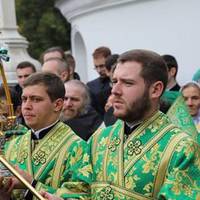 Про цю справу повинні знати всі прихожани православної церкви України! Як гроші, які Ви жертвуєте на храм, їдуть в Росію…