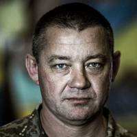 Загинув боєць о 5 ранку, а в 8 дзвонить його телефон. Беру трубку - і там дитина каже: 