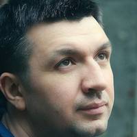 Сергій Іванов: Виїхав на дороги міста і буквально осатанів від кількості зовнішньої політичної реклами. В яку занедбану діру не заїхав би, тобі обов'язково нагадають про армію, мову, віру, про кіно..