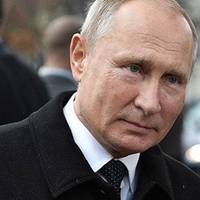 ''Сатана, він хворий!'' Путіна порівняли з Гітлером: знакові фото