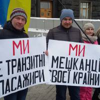 Більшість переселенців з Донбасу та Криму не збираються повертатися додому