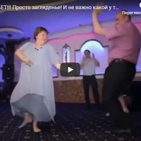 Цей пластичний танець жінки в ресторані не залишив байдужим жодного присутнього чоловіка!(відео)