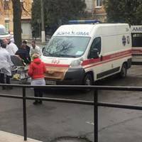Наталія Юсупова: Зробіть, будь ласка, репост! 11 швидких з пораненими бійцями прибули в госпіталь.
