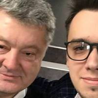 Журналіст: “В програші Порошенка є агромний кусок вашої відповідальності, панове порохоботи. Вас – олешків, уколовів, паліїв, бірюковів, волохів та інших.”