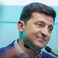 Про Порошенка, жарти над собою і Росію. Головне з прес-конференції Зеленського
