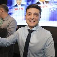 Зеленський розповів, чи прийме допомогу Порошенка! Що скажете?
