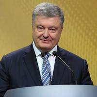 5 років Порошенка у цифрах і фактах: яку країну лишає президент