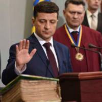 Перші три ключові рішення президента України Зеленського