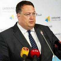 Антон Геращенко: “Через рішення Зеленського Україна може опинитися в серйозній правовій колізії