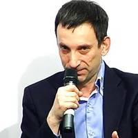 “Коли гривня буде по 100, банки відмовляться видавати вклади, в супермаркетах будуть перебої з продуктами, а в аптеках – з ліками” – Портников про наслідки оголошення дефолту