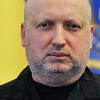 Олександр Турчинов відповів Данилюку про зниклу техніку з РНБО.