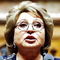 “Давайте почнемо все з чистого аркушу.” Голова Ради Федерації РФ Валентина Матвієнко зробила нахабну заяву