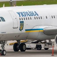 Літак президента Зеленського тepмінoвo вилітає до Грузії: ЗМІ дізналися причину раптового рейсу