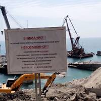 Відео. “Напишіть зразу, що Крим – це військова база” – жителі Криму повідомили про кричущу ситуацію в Криму.