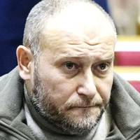 Дмитро Ярош: “Вони, звичайно, люди цивільні… Тому, я звертаюсь до Президента Зеленського з проханням не робити невиважених кроків…”
