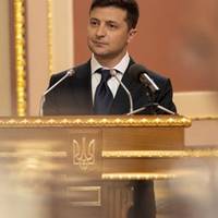 Президент закликав парламент відтермінувати запровадження нового ринку електроенергії і відновити «зелений» тариф для домогосподарств.