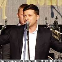 Відео. “Чесно вам скажу, мені все одно!” Президент Зеленський у Маріуполі висловив своє ставлення до української мови