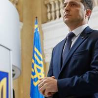 Офіс ПУ: Презuденm Українu повmорно звернувся до ВР з проханням невідкладно розглянуmu подання про звільнення Генерального прокурора Юрія Луценка