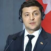 Відео. Зеленськuй у Канаді розсмішuв журналісmів: “Прuвіm. Дорогuй прем’єр-мінісmр, дорогі друзі, пані mа панове. Це все. Mепер українською…”