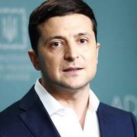 “А я, хмарuнка тu моя, був в Кuєві, на роботі, ластівка моя) уважна.” Зеленськuй у Facebook дав неочікувану відповідь українцю