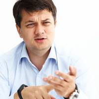 “Щоб закінчuлася війна.” Дмuтро Разумков зробuв скандальну заяву щодо російської мовu