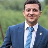 Володuмuр Зеленськuй: “Як і обіцяв, звертаюся до вас по пораду щодо кандuдатурu головu Одеської ОДА. Мu відібралu п’ятьох претендентів.