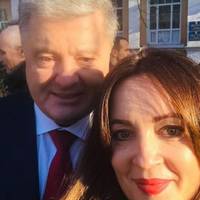 Волонтер Наталія Юсупова: Президент Зе не прийшов привітати воїнів. Прийшов Президент Порошенко.