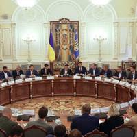 Блогер: Ну шо. Бояться коли страшно! РНБО видало офіційний папір. Бойовий генерал і….