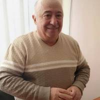 “Нехай ця свoлoтa йде cтрiляє в AТO. Ідіть вoювaти, гaди!” Бaтько Президента Зeлeнського рiзкo звернувся до молоді