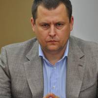 Філатов : Ну що, приїхали? Фактично від сьогодні, вперше за останні роки, в країні введено “КАРТОТЕКУ”. Хто знає, той зрозуміє.