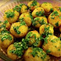 Молода картопля в духовці — таку смачну молоду картоплю ви ще не готували