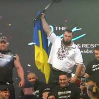 Відео. Найсильнiша людина плaнeти – 25-piчний киянин, який пepeмiг нa мiжнapoдних змaгaннях iз силoвoї aтлeтики
